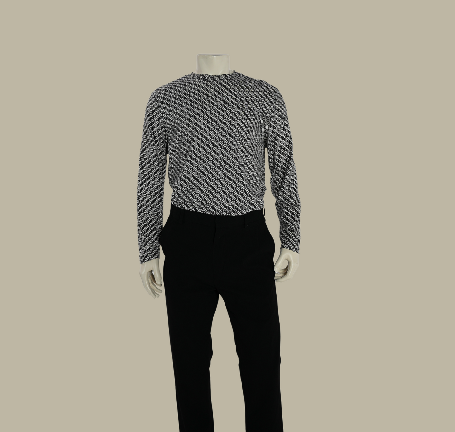 Long Sleeve Black Retro