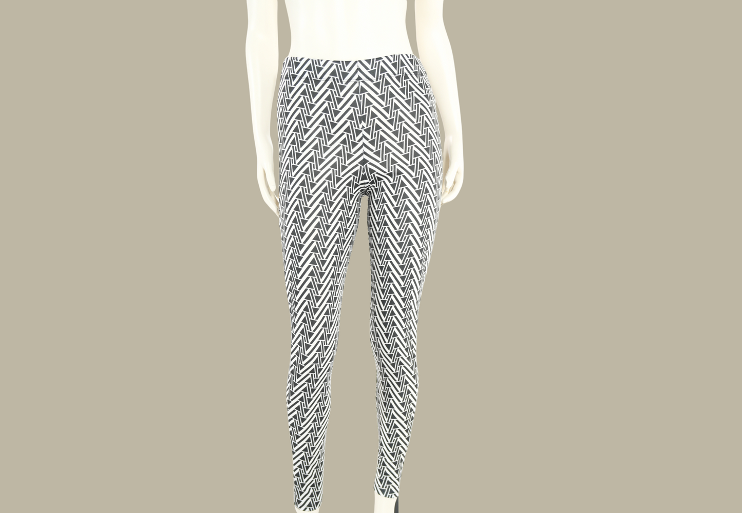 Monochrome Path Leggings