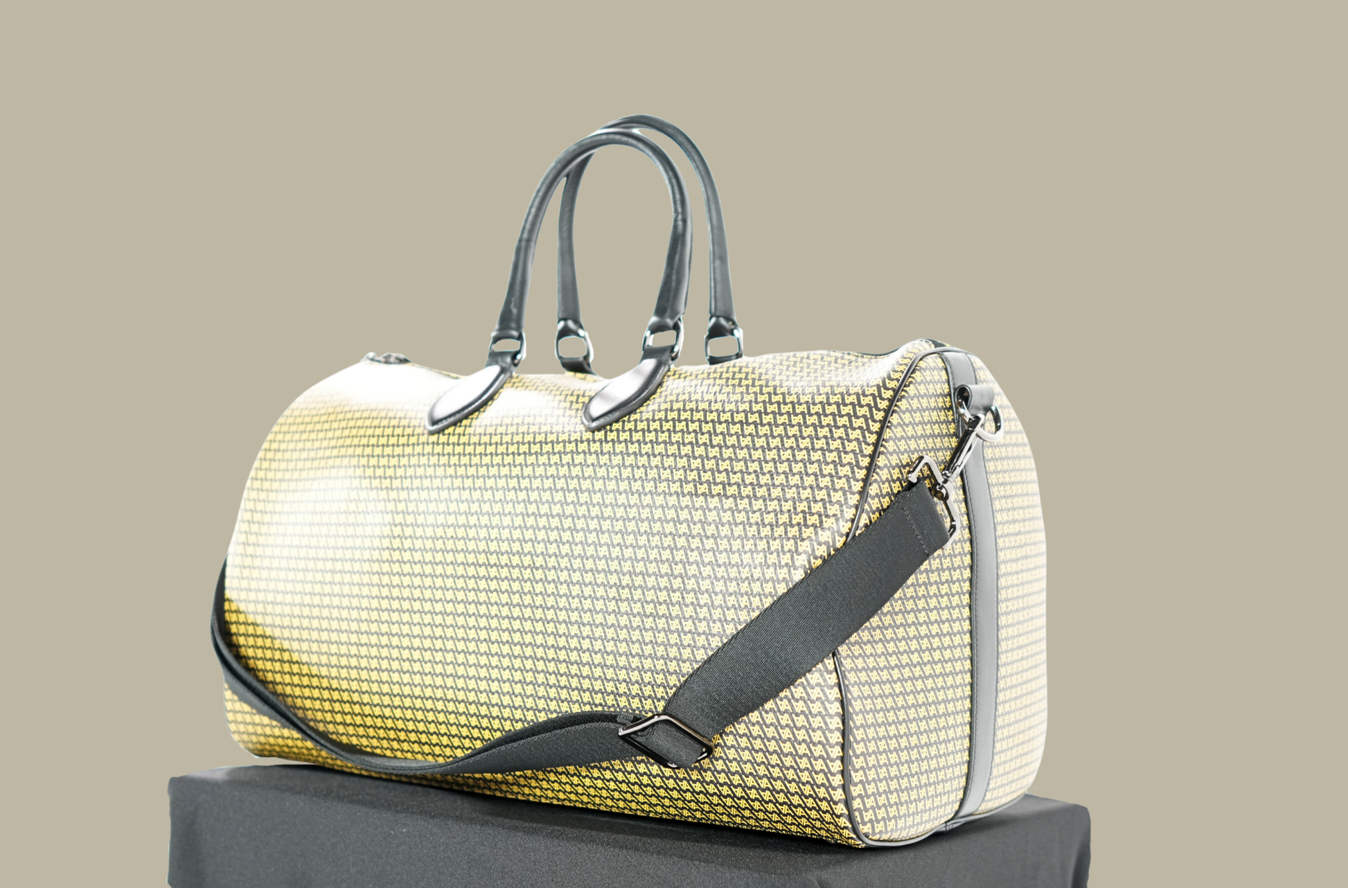 XL Legacy AA Travel Bag